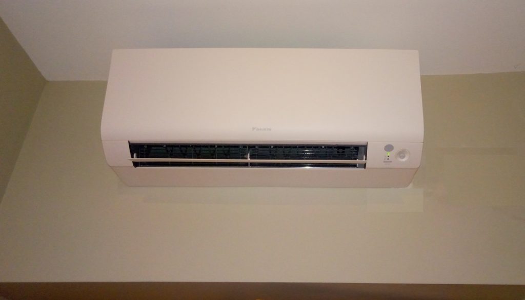 installation split mural daikin r32 lorgues